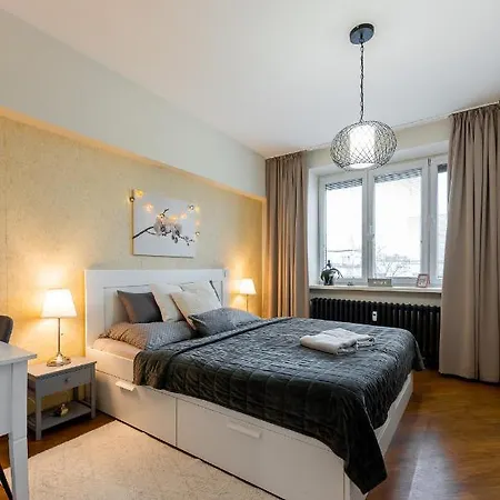 Old Town Vintage Sturova