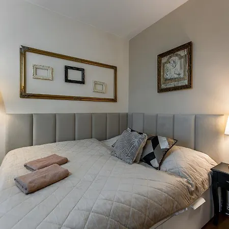 Old Town Vintage Sturova Apartman Kassa